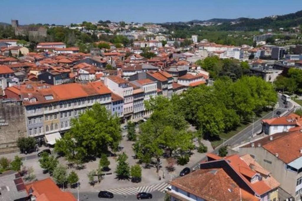 Guimaraes Downtown By Luxistay מראה חיצוני תמונה