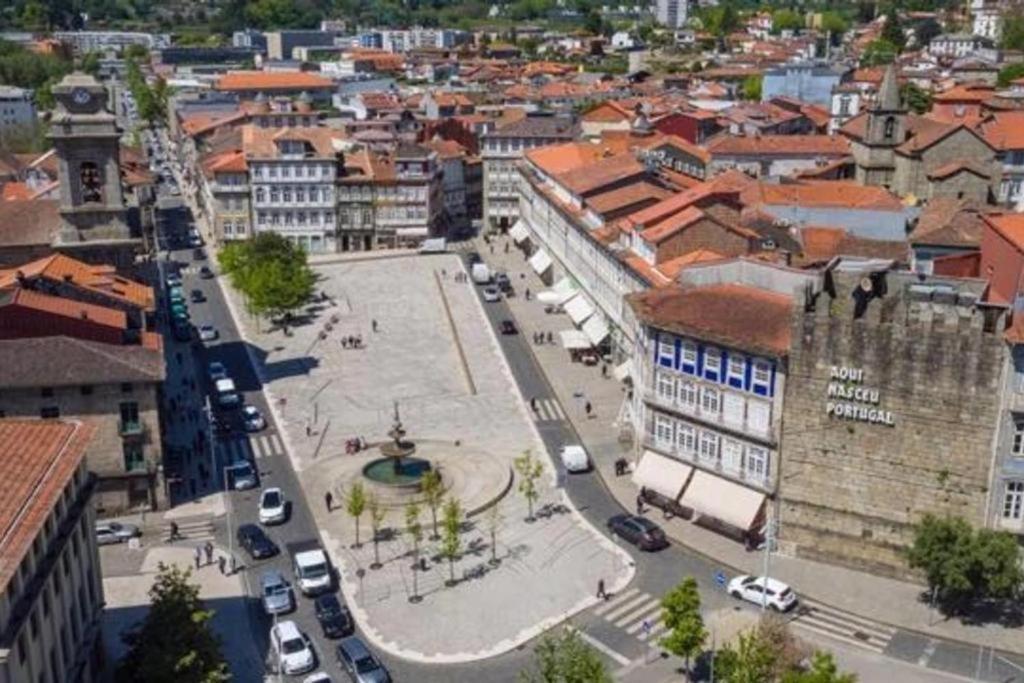 Guimaraes Downtown By Luxistay מראה חיצוני תמונה