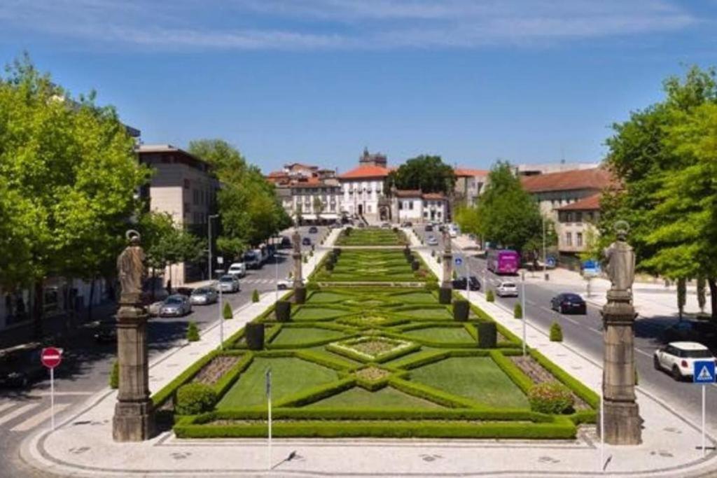 Guimaraes Downtown By Luxistay מראה חיצוני תמונה